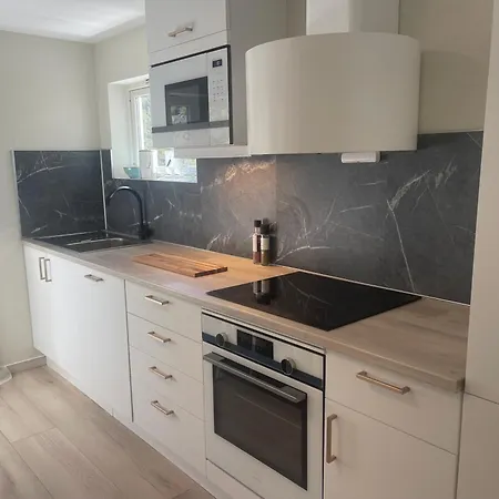 Traelvik Huset A Appartement *